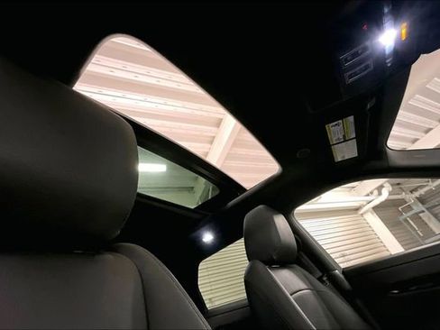 Certified 2024 Land Rover Range Rover Evoque S image 30