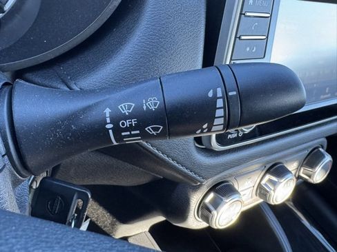 Used 2024 Nissan Versa S w/ S Plus Package image 23