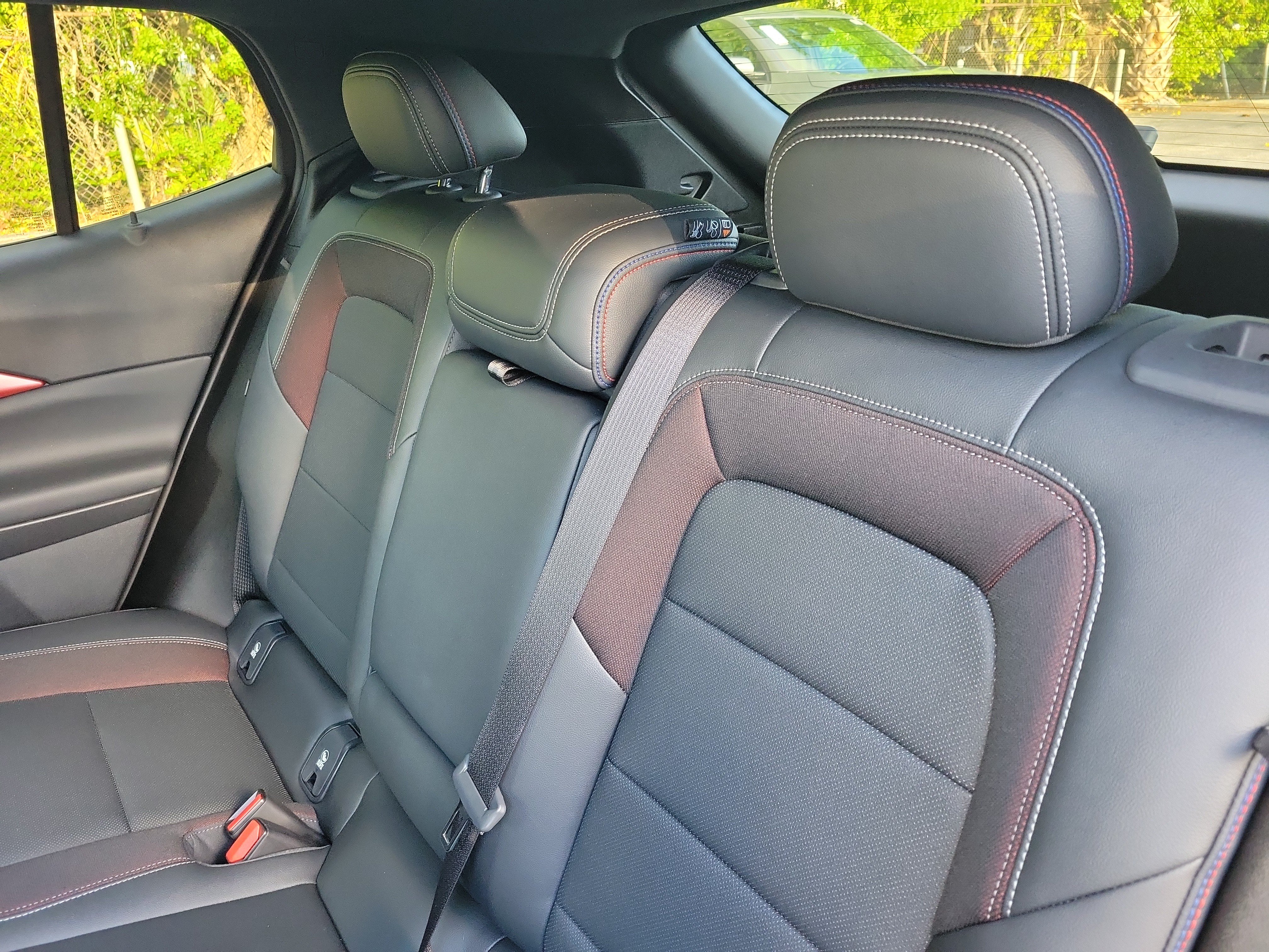 Used 2024 Chevrolet Equinox EV RS FWD image 14