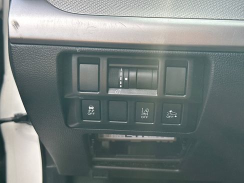 Used 2019 Subaru Outback 2.5i image 9