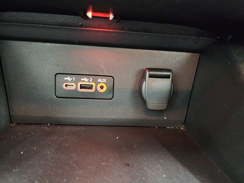 Used 2023 Nissan Sentra SV image 41