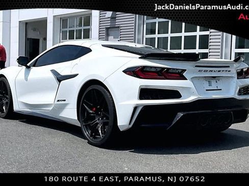 Used 2025 Chevrolet Corvette Z06 w/ Battery Protection Package RWD image 10