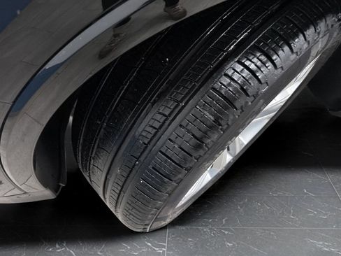 Used 2025 Audi Q7 3.0T Prestige w/ Prestige Package image 41