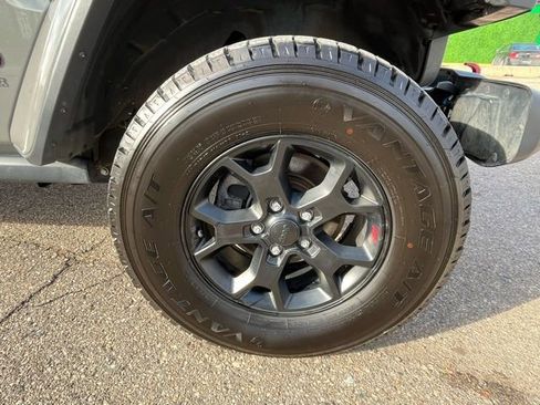 Used 2019 Jeep Wrangler Unlimited Rubicon image 9