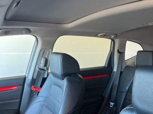 Used 2017 Honda CR-V Touring image 23