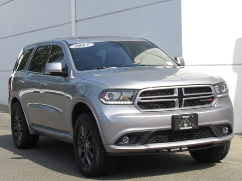 Used 2017 Dodge Durango R/T AWD/4WD image 2