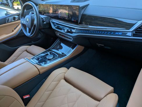 Used 2025 BMW X5 xDrive40i image 17
