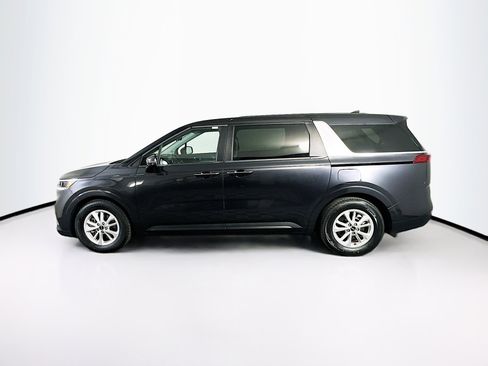 Used 2024 Kia Carnival LX image 4