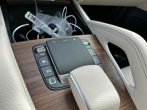 New 2026 Mercedes-Benz GLE 450 4MATIC image 30