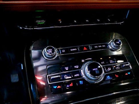 Used 2021 Lincoln Nautilus Reserve FWD image 46