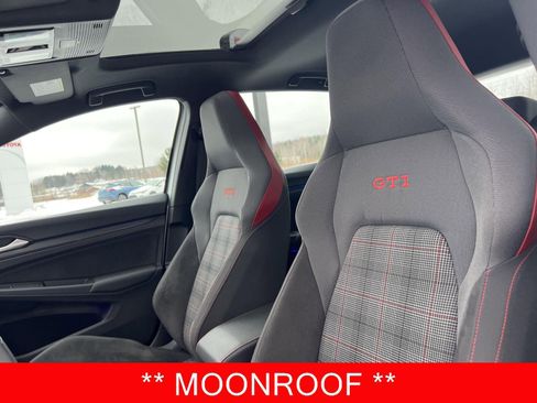 Used 2024 Volkswagen GTI SE image 2