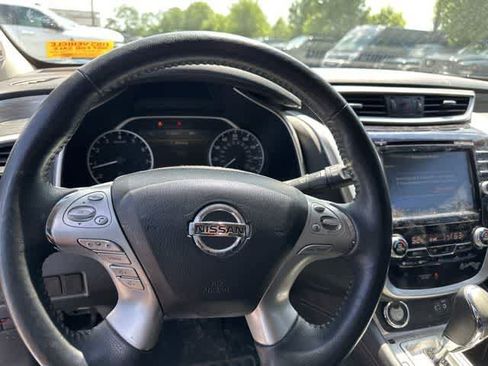 Used 2018 Nissan Murano SL w/ Cargo Package AWD/4WD image 9