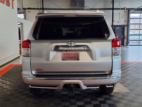 Used 2010 Toyota 4Runner Limited image 5