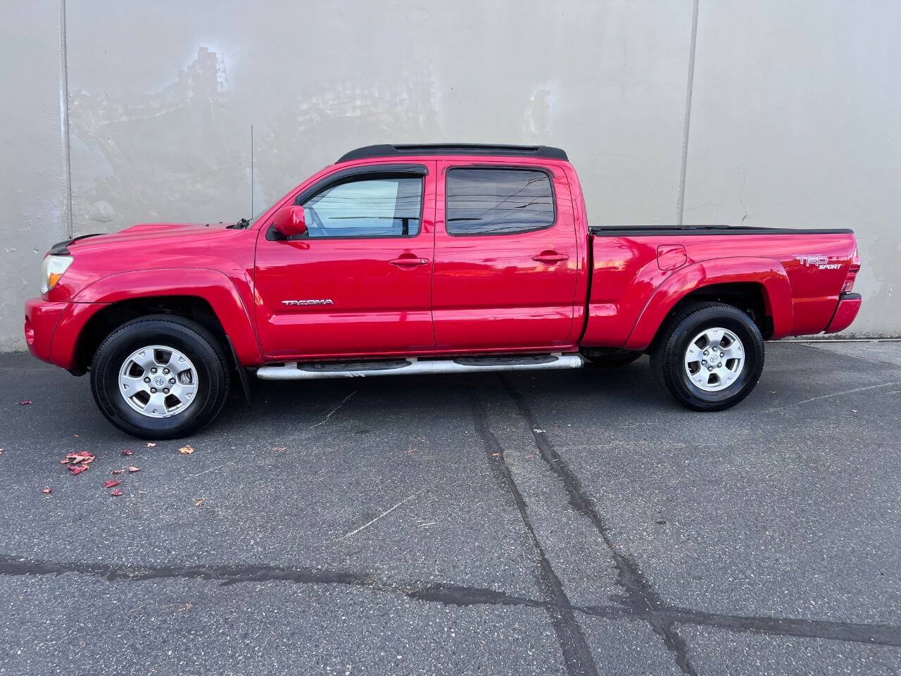 Used 2005 Toyota Tacoma PreRunner w/ TRD Sport Pkg #4 RWD image 3