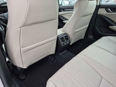 Certified 2021 Honda Accord EX-L image 18