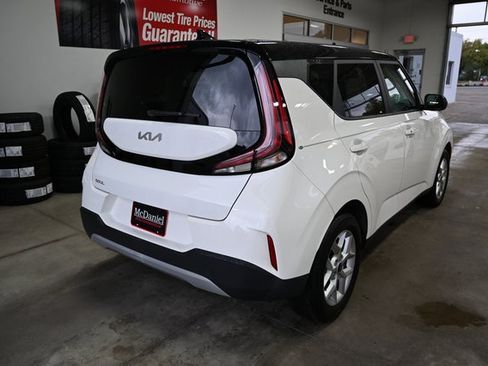 Used 2023 Kia Soul S image 6