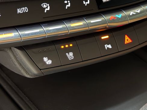 Used 2019 Cadillac XT4 Sport FWD image 31