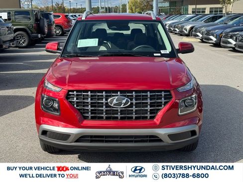 New 2026 Hyundai Venue SEL image 8