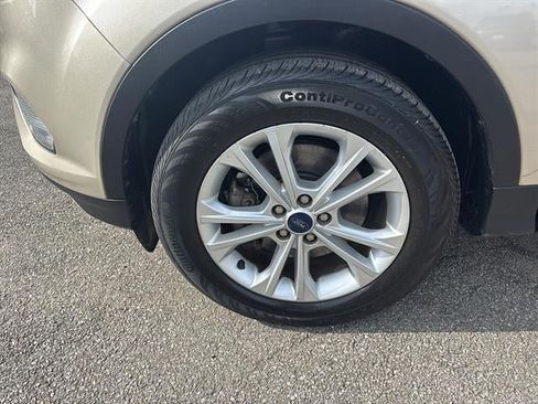 Used 2018 Ford Escape SEL AWD/4WD image 10