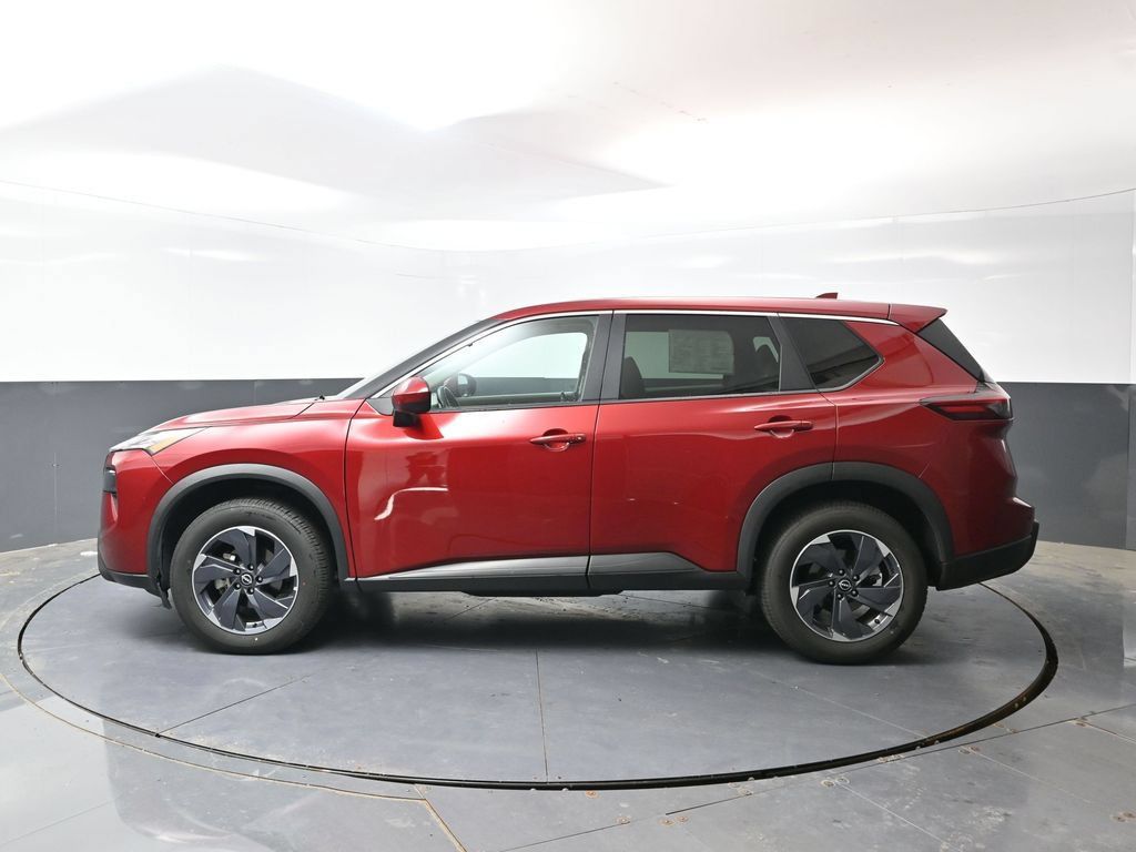 Used 2025 Nissan Rogue SV FWD image 6