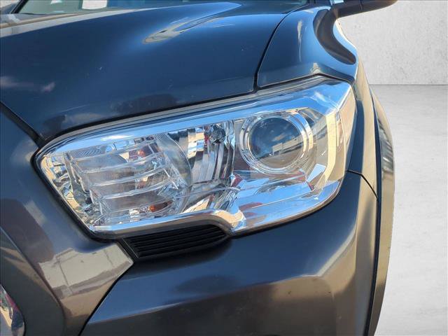 Used 2023 Toyota Tacoma SR5 RWD image 9