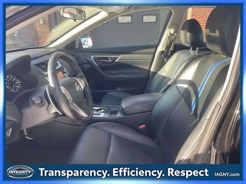 Used 2018 Nissan Altima 2.5 SR w/ SR Special Edition image 15