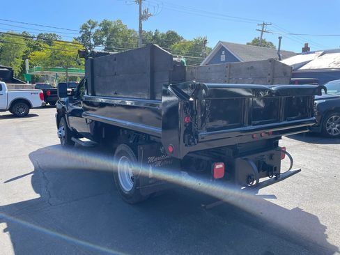 Used 2011 Chevrolet Silverado 3500 W/T w/ Snow Plow Prep Package AWD/4WD image 3
