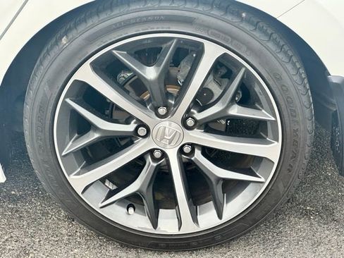 Certified 2024 Honda Civic Touring image 5