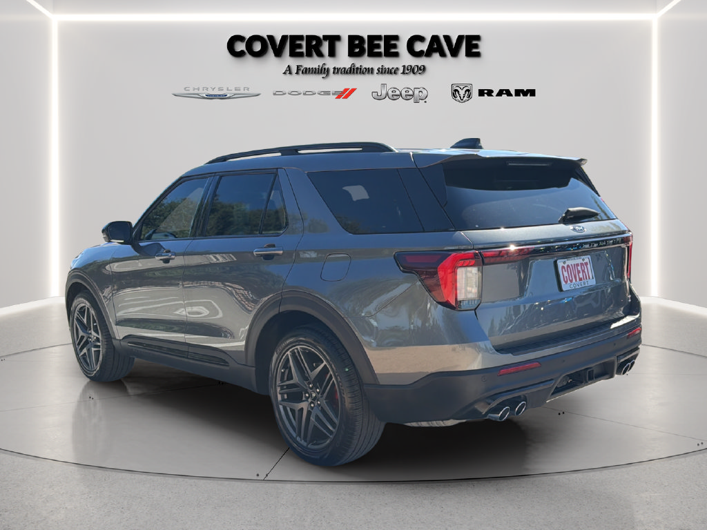Used 2025 Ford Explorer ST w/ Sun And Sound Package RWD image 5