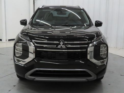 New 2026 Mitsubishi Outlander SEL FWD image 9