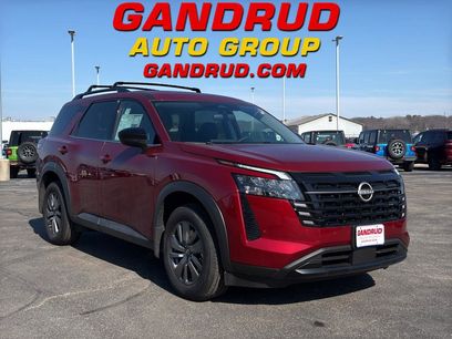 New 2026 Nissan Pathfinder SV