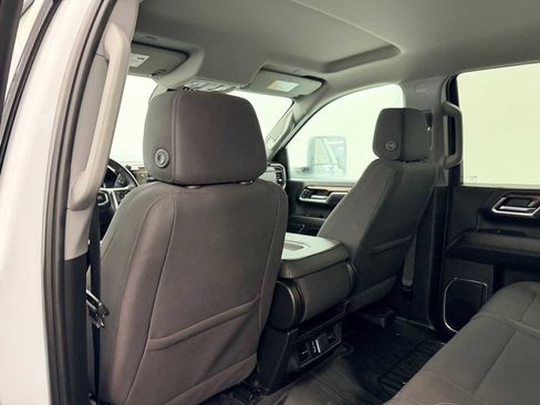 Used 2025 GMC Sierra 3500 SLE w/ SLE Value Package image 20