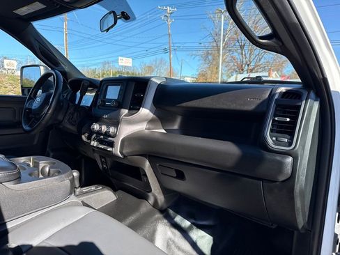 Used 2023 RAM 3500 Tradesman w/ Chrome Appearance Group image 32