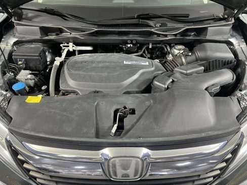 Used 2019 Honda Odyssey Elite image 31