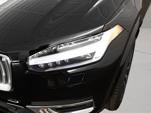 Certified 2025 Volvo XC90 T8 Plus w/ Protection Package Premier image 5
