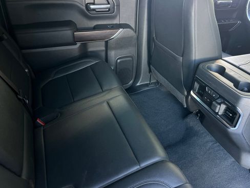 Used 2019 GMC Sierra 1500 SLT w/ SLT Premium Package image 19