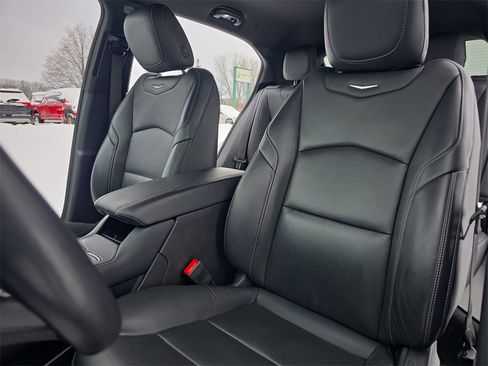 Certified 2024 Cadillac XT4 Premium Luxury image 15