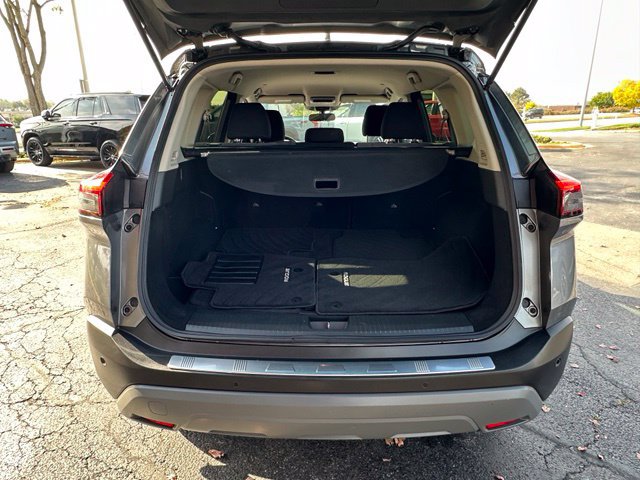Certified 2023 Nissan Rogue SV AWD/4WD image 15