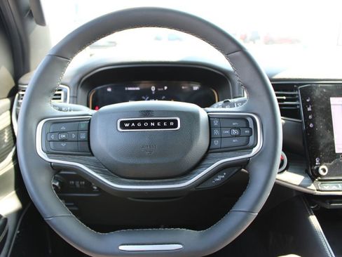 Used 2024 Jeep Wagoneer L Series II w/ Flexible Seating Group image 36