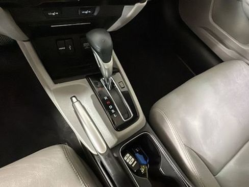 Used 2015 Honda Civic EX-L image 21