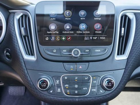 Used 2025 Chevrolet Malibu LT FWD image 16