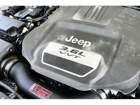 Used 2012 Jeep Wrangler Sport AWD/4WD image 35