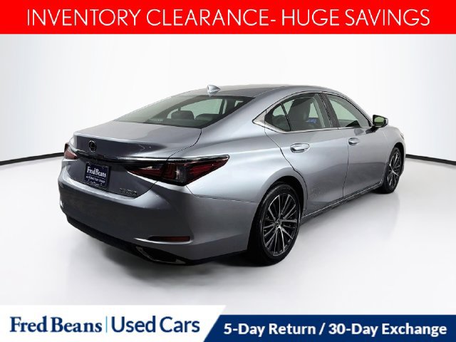 Used 2024 Lexus ES 350 w/ Premium Package FWD image 10