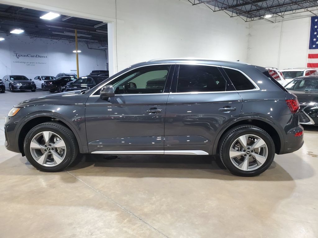 Used 2023 Audi Q5 2.0T Premium Plus w/ Premium Plus Package AWD/4WD image 13
