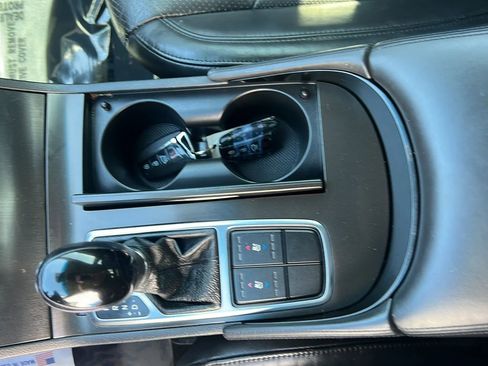 Used 2015 Hyundai Azera FWD image 28