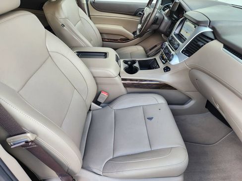 Used 2019 GMC Yukon SLT w/ Premium Edition RWD image 14