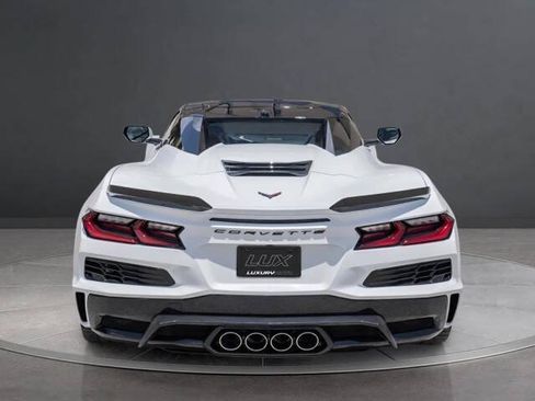 Used 2024 Chevrolet Corvette Z06 RWD image 8
