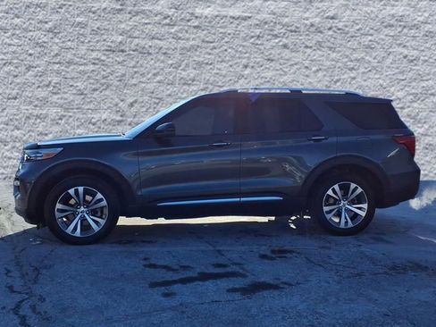 Certified 2020 Ford Explorer Platinum image 4