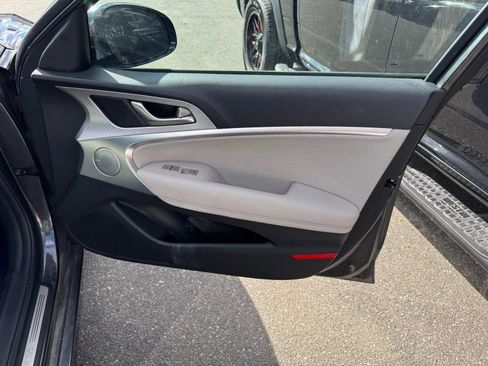 Used 2023 Genesis G70 3.3T w/ Sport Advanced Package image 25