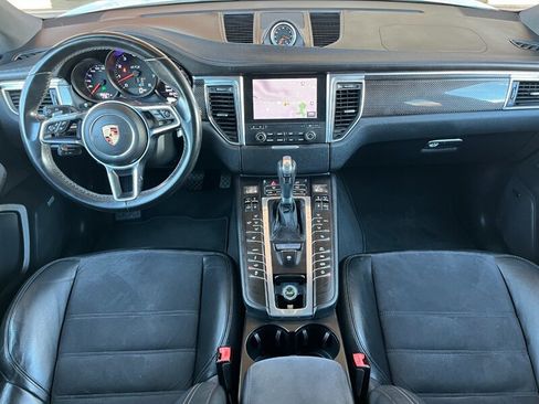 Used 2017 Porsche Macan GTS AWD/4WD image 5